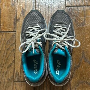 women’s size 8 asics